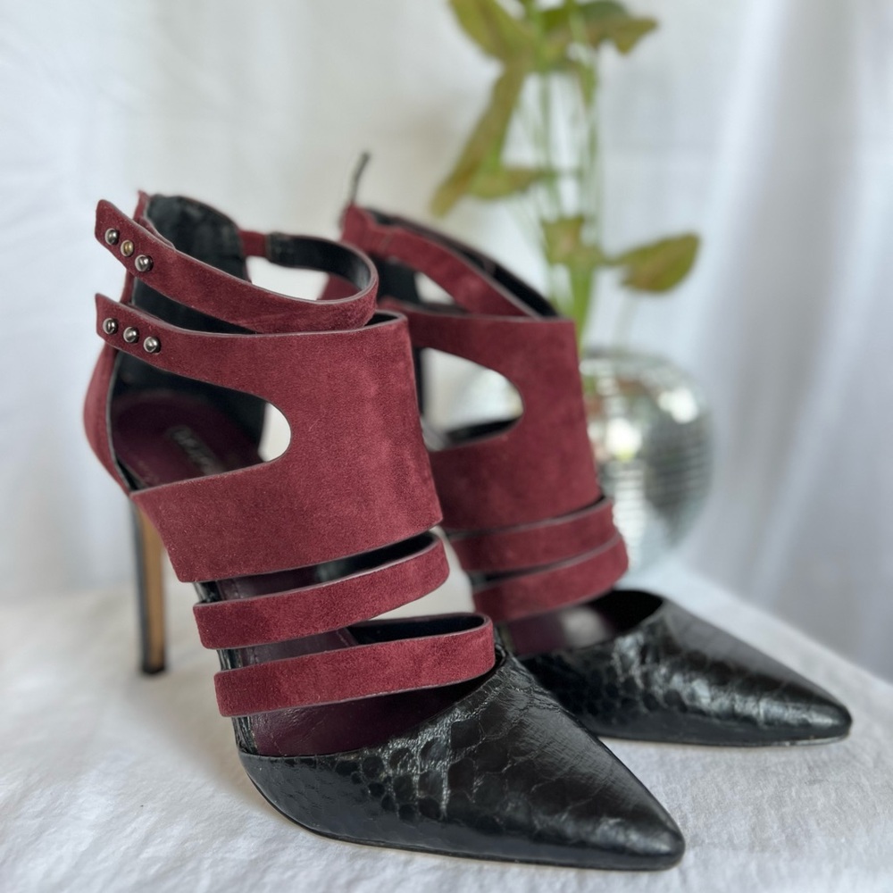 BCBGeneration Canon | US Size 7 | Strappy Stiletto Heels | Burgundy & Black